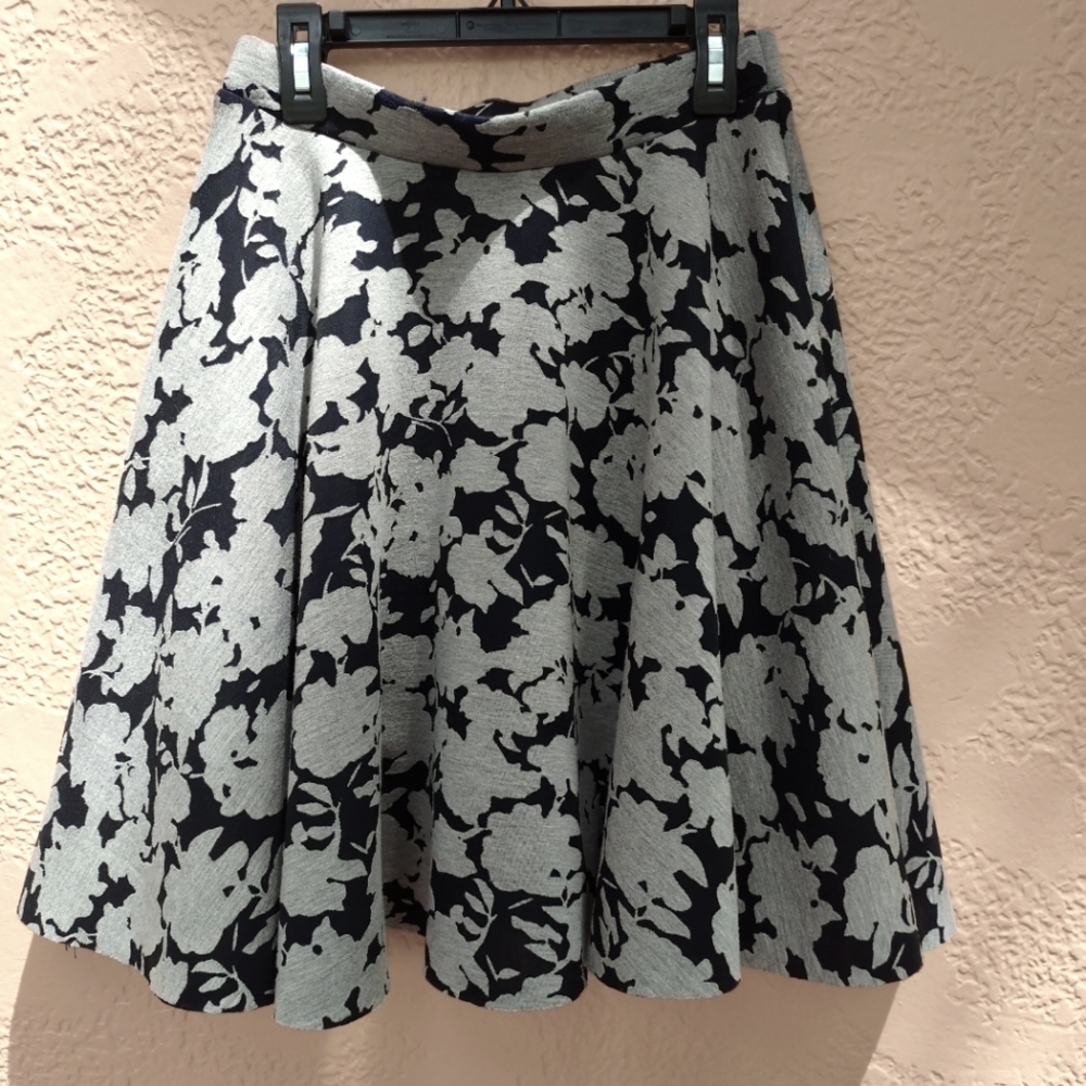 Soprano Swing Flare & Fit High Waist mini Skirt